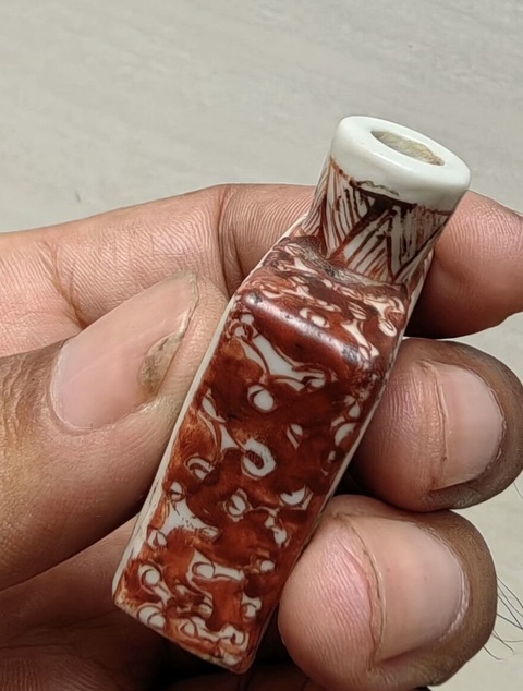 古玩陶瓷五彩人物方鼻煙壺真品鑒賞圖