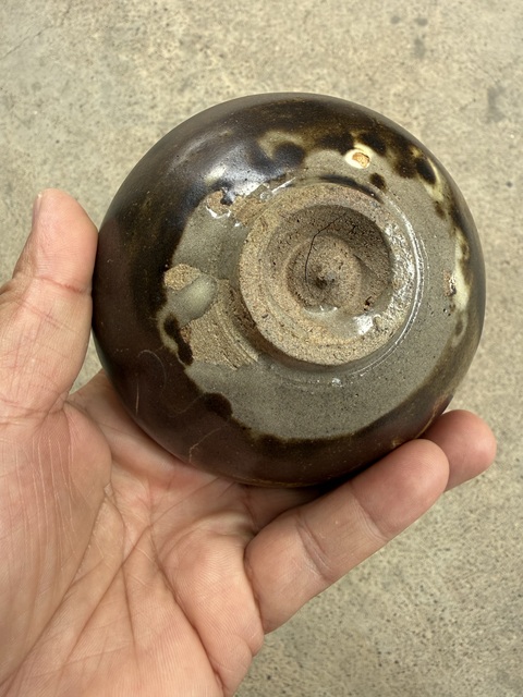 古玩陶瓷褐釉茶盞真品鑒賞圖