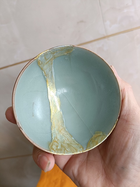 古玩陶瓷龍泉梅子青釉泡泡盞真品鑒賞圖