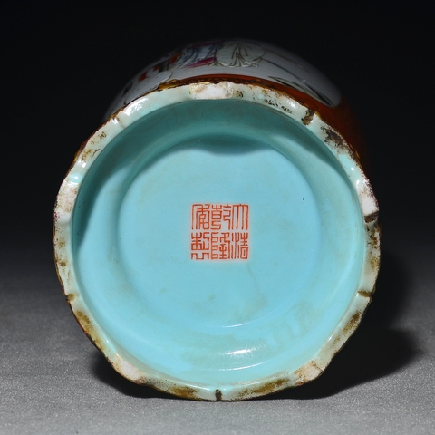 古玩陶瓷珊瑚紅釉描金開光仕女紋雙耳瓶真品鑒賞圖