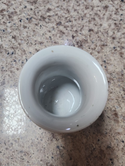 古玩陶瓷粉彩荷塘花卉紋渣斗真品鑒賞圖