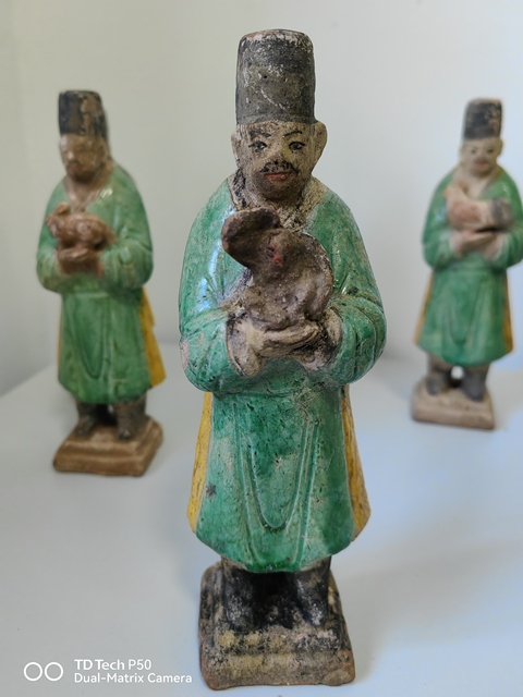 古玩陶瓷明三彩人物俑拍賣，當前價格6000元