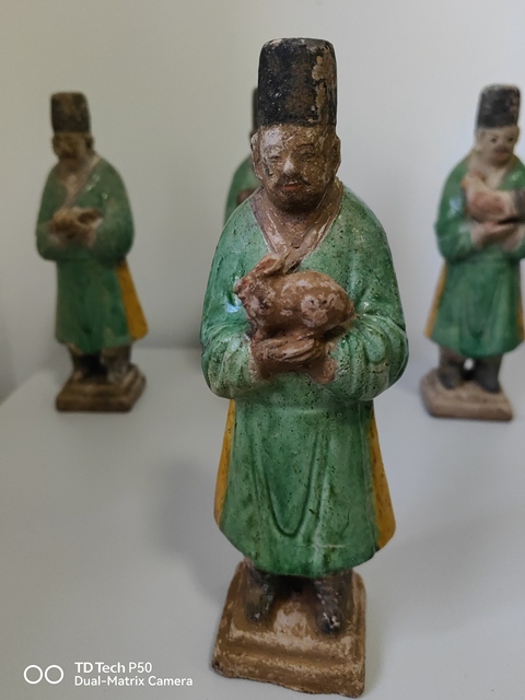 古玩陶瓷明三彩人物俑拍賣，當前價格6000元