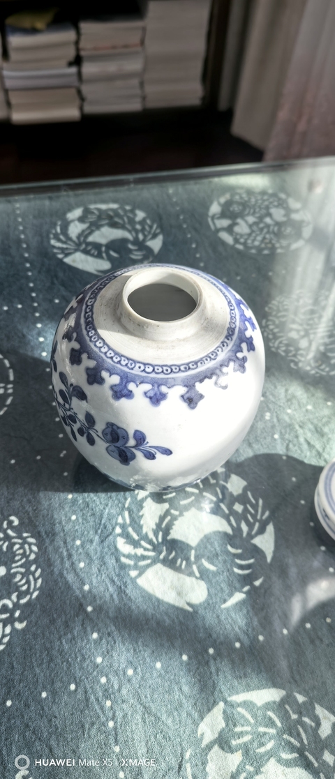 古玩陶瓷青花罐真品鑒賞圖