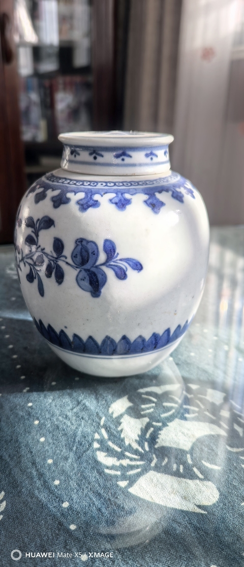 古玩陶瓷青花罐真品鑒賞圖