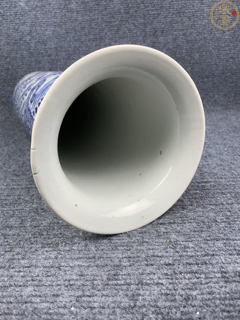 古玩陶瓷清晚·青花龍穿花紋花觚 真品鑒賞圖