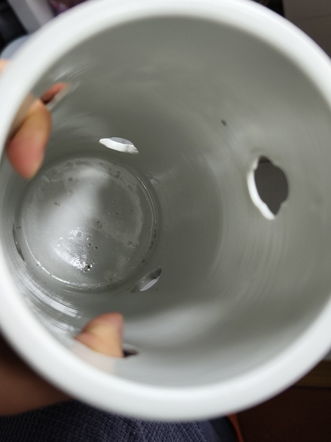 古玩陶瓷青花博古花卉婁空帽筒真品鑒賞圖