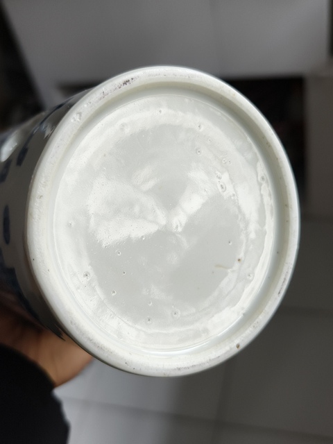 古玩陶瓷青花博古花卉婁空帽筒真品鑒賞圖