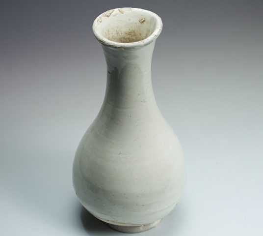 古玩陶瓷白釉玉壺春瓶拍賣(mài)，當(dāng)前價(jià)格12000元