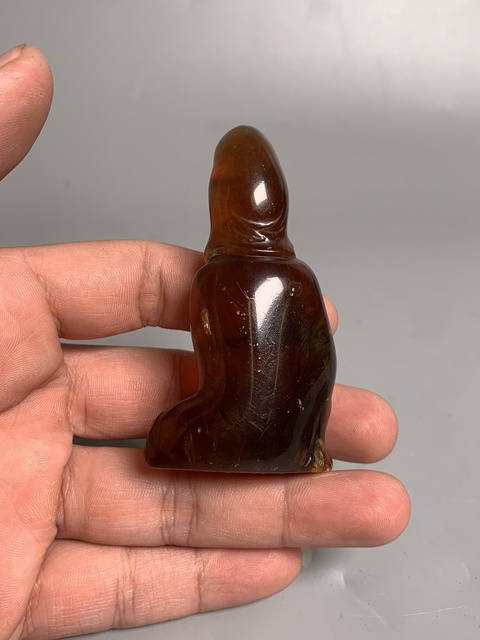 古玩雜項琥珀雕觀音像真品鑒賞圖