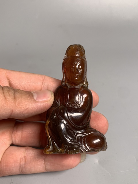 古玩雜項琥珀雕觀音像真品鑒賞圖
