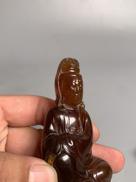 古玩雜項琥珀雕觀音像真品鑒賞圖