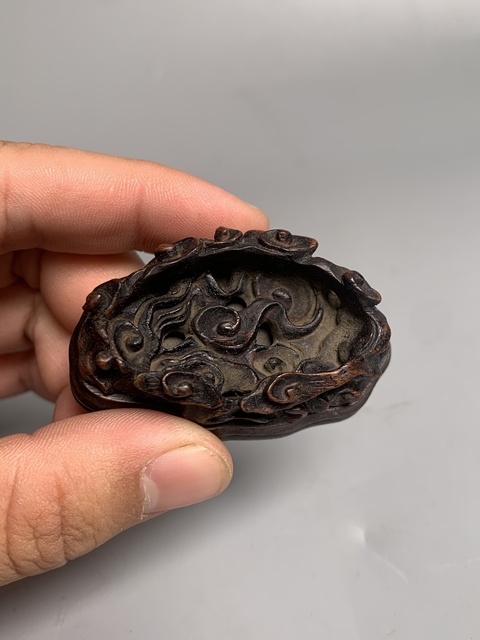 古玩雜項琥珀雕觀音像真品鑒賞圖