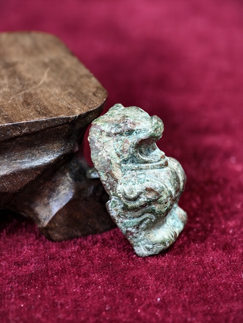 古玩銅器漢代青銅熊真品鑒賞圖