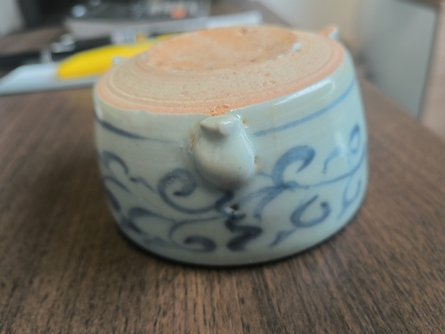 古玩陶瓷青花花卉紋香爐真品鑒賞圖