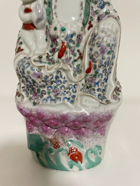 古玩陶瓷粉彩送子觀音造像真品鑒賞圖