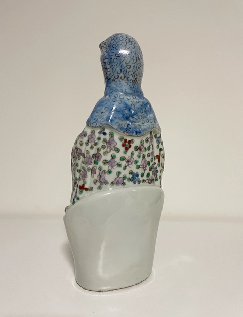 古玩陶瓷粉彩送子觀音造像真品鑒賞圖