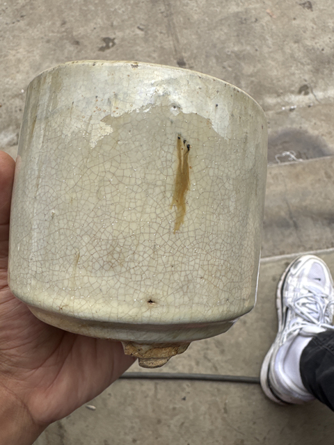 古玩陶瓷哥釉三足爐真品鑒賞圖