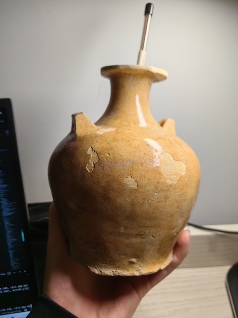 古玩陶瓷青釉雙系盤口瓶真品鑒賞圖