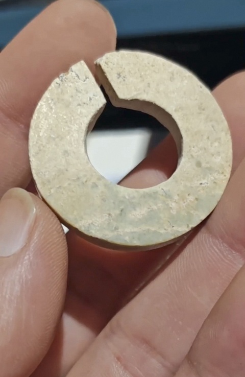 古玩玉器地方料玉玦真品鑒賞圖