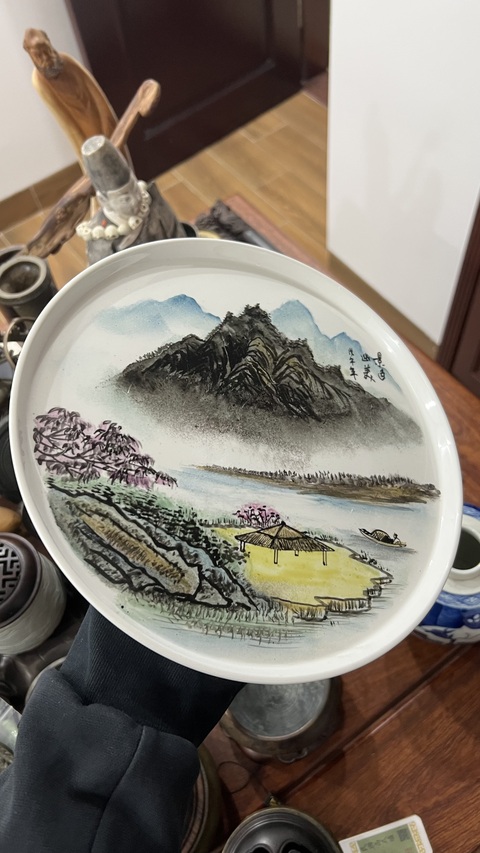 古玩陶瓷淺絳彩山水紋盤真品鑒賞圖