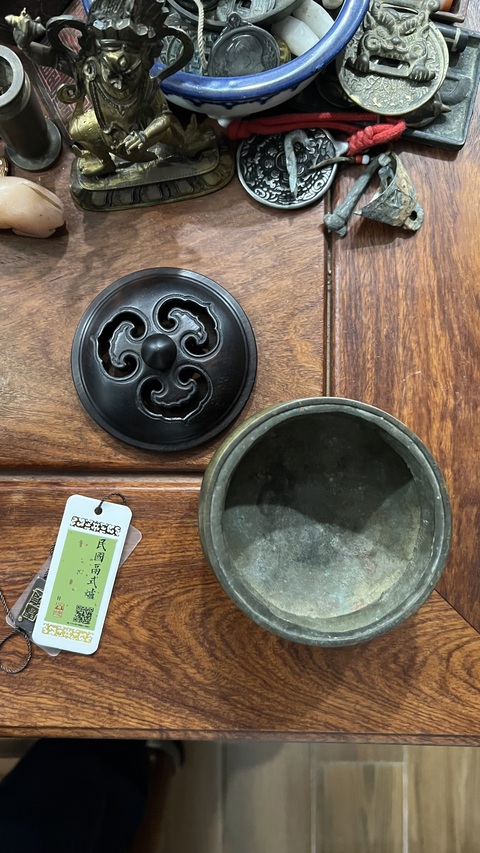 古玩雜項鬲式爐真品鑒賞圖