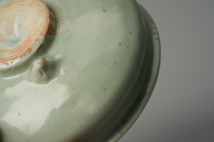 古玩陶瓷 青釉三足洗式香爐真品鑒賞圖