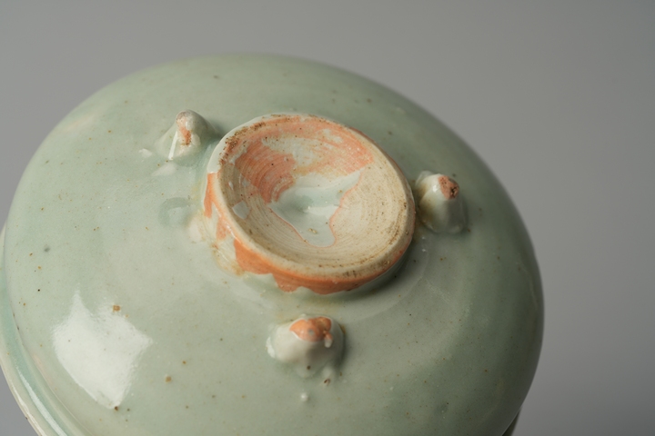 古玩陶瓷 青釉三足洗式香爐真品鑒賞圖