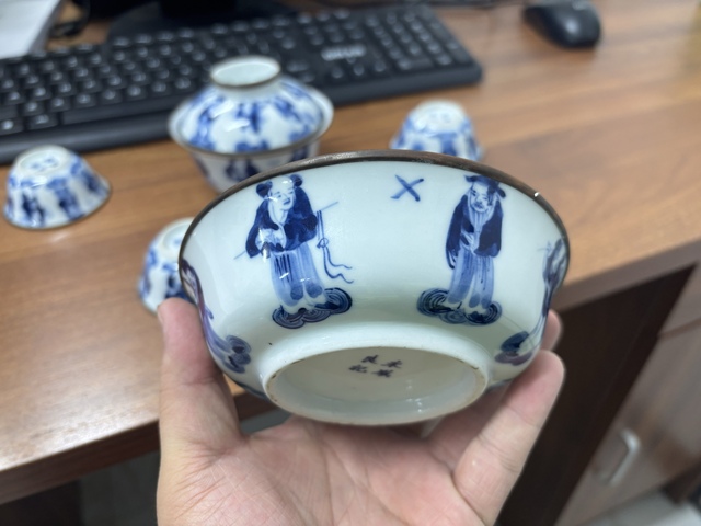 古玩陶瓷八仙圖青花瓷器真品鑒賞圖