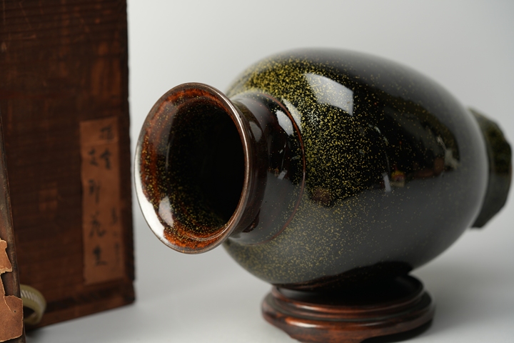 古玩陶瓷金星瓶真品鑒賞圖