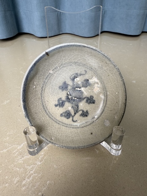 古玩陶瓷青花花卉紋臥足盤真品鑒賞圖