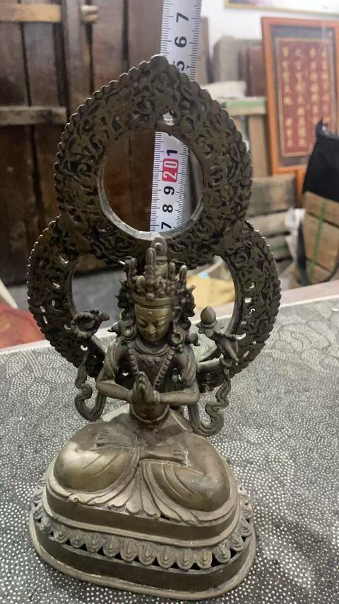 古玩銅器菩薩像真品鑒賞圖