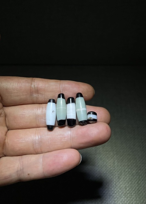 古玩玉器琉璃線珠真品鑒賞圖