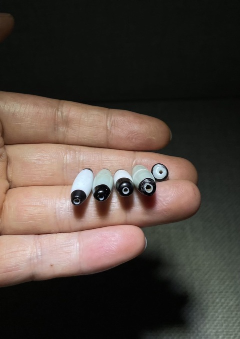 古玩玉器琉璃線珠真品鑒賞圖