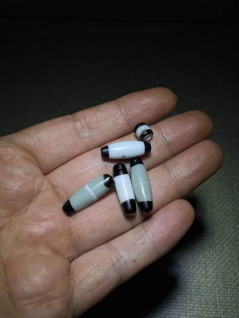 古玩玉器琉璃線珠真品鑒賞圖