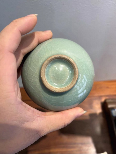 古玩陶瓷龍泉窯直口盞真品鑒賞圖