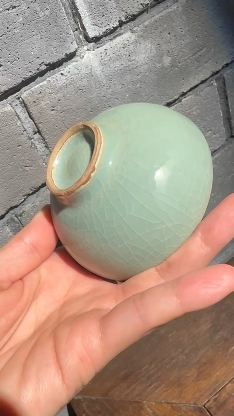 古玩陶瓷龍泉窯直口盞真品鑒賞圖