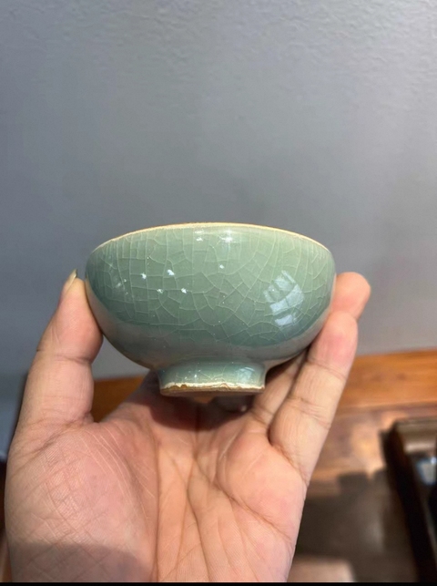 古玩陶瓷龍泉窯直口盞真品鑒賞圖