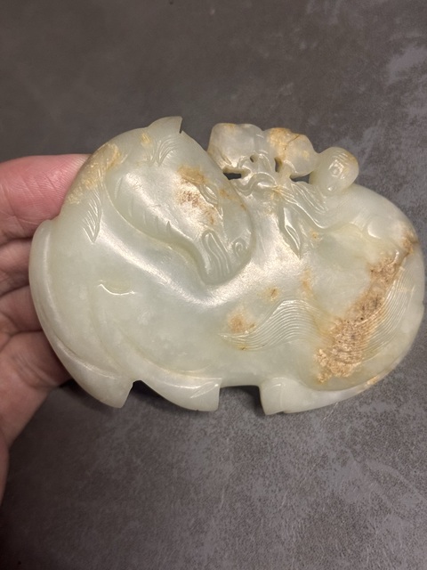 古玩玉器明代·白玉馬上封侯帶扣真品鑒賞圖