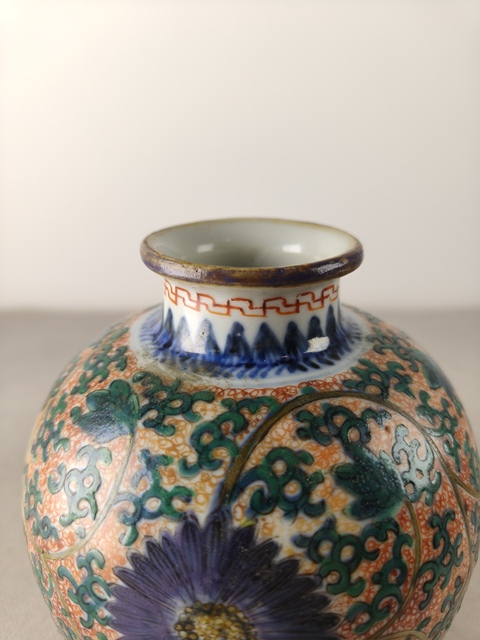 古玩陶瓷清早期青花五彩花卉紋石榴尊拍賣，當前價格2500元