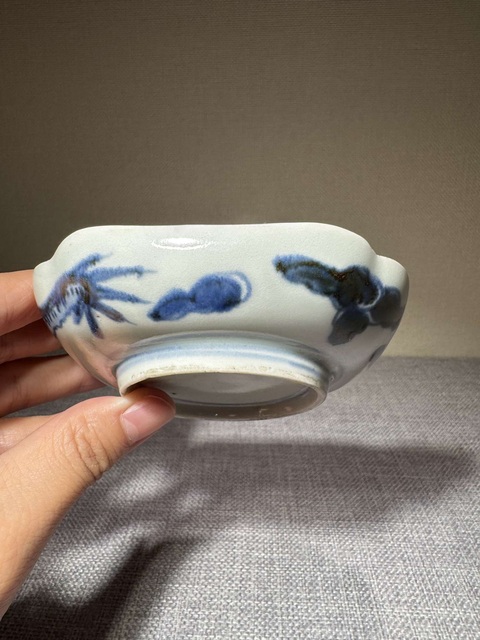 古玩陶瓷民國青花紅綠彩過墻龍紋碟真品鑒賞圖