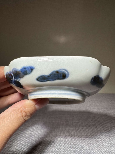 古玩陶瓷民國青花紅綠彩過墻龍紋碟真品鑒賞圖