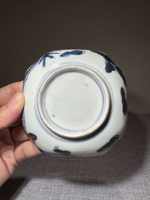 古玩陶瓷民國青花紅綠彩過墻龍紋碟真品鑒賞圖