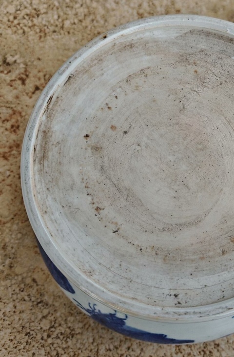 古玩陶瓷青花蝴蝶紋缸真品鑒賞圖