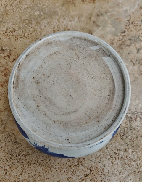 古玩陶瓷青花蝴蝶紋缸真品鑒賞圖