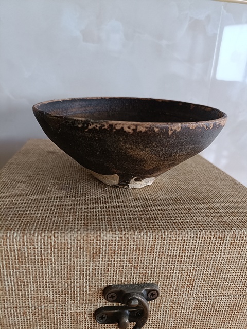 古玩陶瓷吉州窯月影梅茶盞真品鑒賞圖