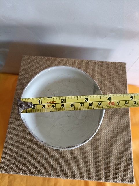 古玩陶瓷宋代五大名窯之一定窯白瓷刻花茶盞拍賣，當前價格1980元