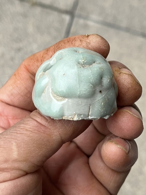 古玩陶瓷龍泉仿官窯火照真品鑒賞圖