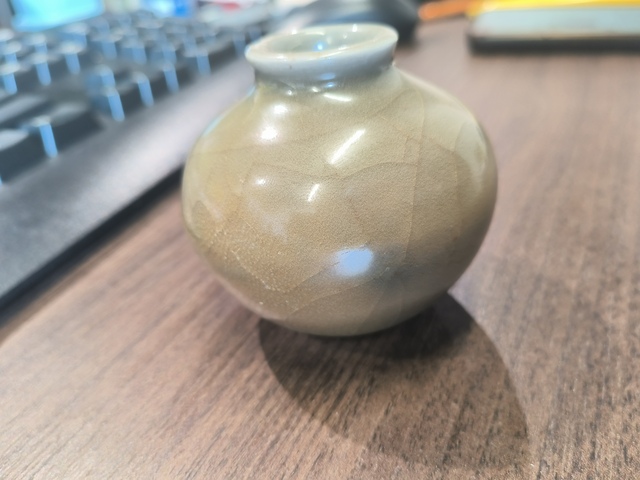 古玩陶瓷龍泉青瓷水盂正窯口真品鑒賞圖