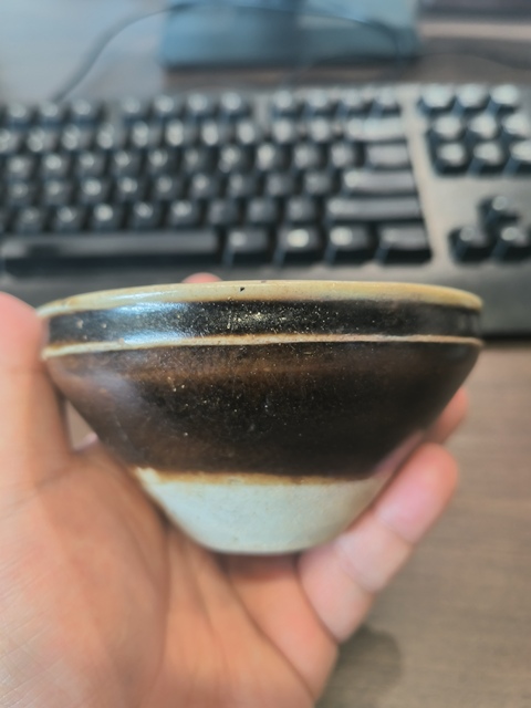 古玩陶瓷贛州窯褐釉茶盞真品鑒賞圖